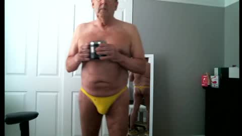 Snapshot of daddys7plus chatting on June 7, 2026, 2:10 pm daddys7plus online show from June 7, 2026, 2:10 pm