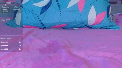 Antonella  online show from April 3, 2026, 8:12 am