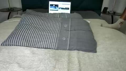 Snapshot of daddyslittleebony chatting on November 24, 2025, 8:30 pm daddyslittleebony online show from November 24, 2025, 8:30 pm