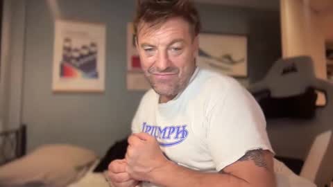 daddyswede23 online show from September 10, 2025, 2:44 am