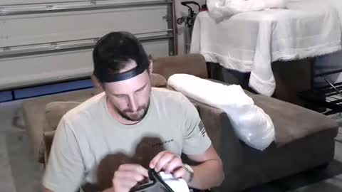 Snapshot of dadgoeswild chatting on January 8, 2026, 11:18 pm DadGoesWild online show from January 8, 2026, 11:18 pm