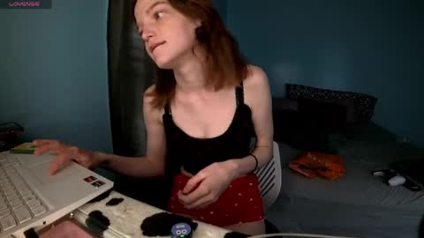 dadwouldbeproud1 online show from April 13, 2026, 12:43 pm