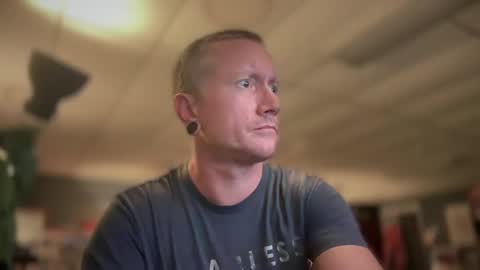 daemon online show from October 1, 2025, 3:34 am