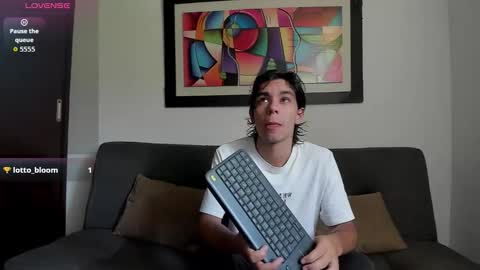 DAEMON online show from October 19, 2025, 6:52 pm