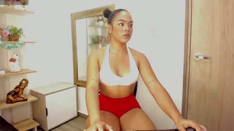 Lesly online show from December 20, 2024, 4:20 am