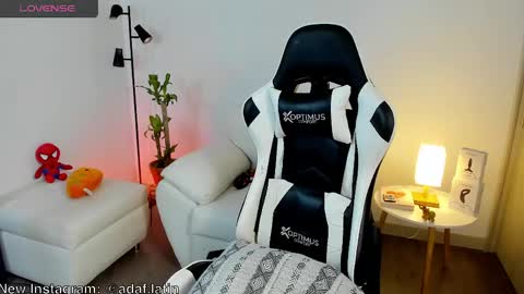 Snapshot of dafboy_ chatting on May 11, 2026, 4:04 pm Allan Daf online show from May 11, 2026, 4:04 pm