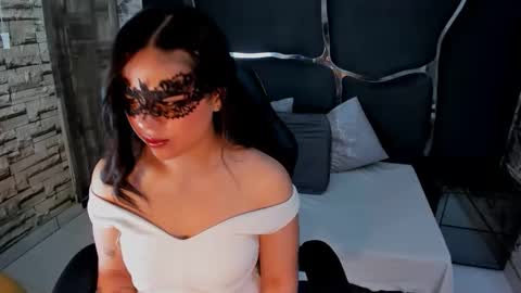 Snapshot of dafne_cleo chatting on October 16, 2025, 4:57 am Dafne online show from October 16, 2025, 4:57 am