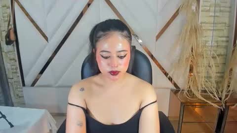 Snapshot of dafne_cleo chatting on October 17, 2025, 4:15 am Dafne online show from October 17, 2025, 4:15 am