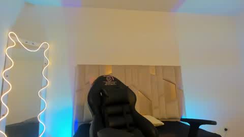 dahia  online show from February 24, 2025, 3:23 am