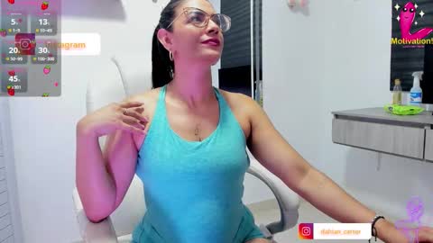 Dahian  online show from November 29, 2025, 1:36 pm