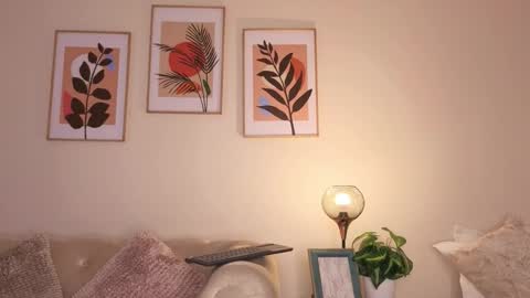 Snapshot of dahiana_walcott chatting on February 4, 2026, 4:02 pm Dahiann Walcott online show from February 4, 2026, 4:02 pm