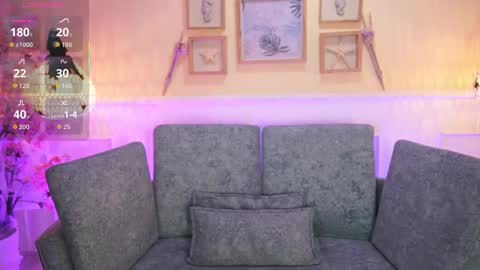 Dahlia Grey online show from October 9, 2025, 11:41 am