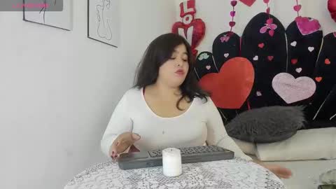 Dahlialee online show from February 14, 2026, 11:40 am