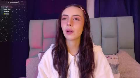 Dahlia online show from April 17, 2026, 11:24 am