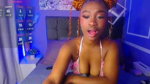 DAHYAN online show from October 21, 2025, 2:07 pm