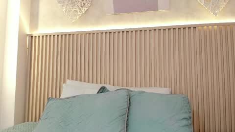 Daiana online show from April 17, 2026, 8:34 pm