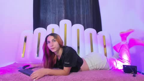 daicell juliana online show from December 18, 2024, 2:17 pm