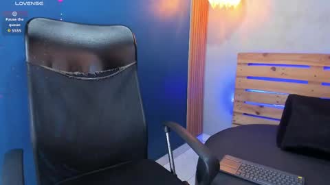 Snapshot of daiisy_kiss chatting on September 15, 2025, 7:36 pm daiisy_kiss online show from September 15, 2025, 7:36 pm