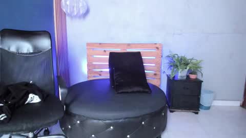 Snapshot of daiisy_kiss chatting on October 4, 2025, 7:12 pm daiisy_kiss online show from October 4, 2025, 7:12 pm