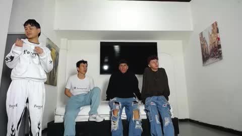 daiquirie online show from November 3, 2025, 12:39 pm