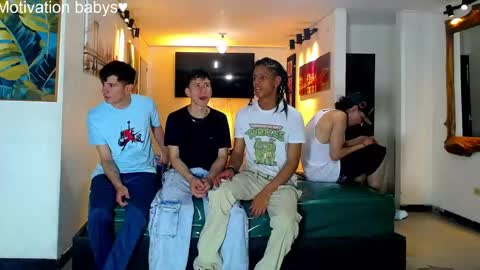 daiquirie online show from April 18, 2026, 7:07 pm