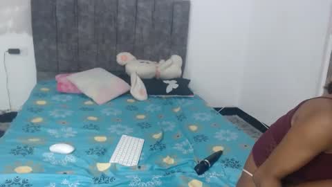 Snapshot of daisha_becker chatting on September 24, 2025, 9:12 am daisha_becker online show from September 24, 2025, 9:12 am