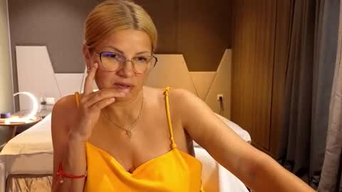 Daisy online show from November 21, 2025, 10:25 am