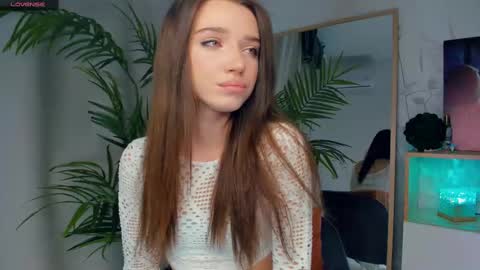 Naomi online show from February 15, 2025, 8:11 pm