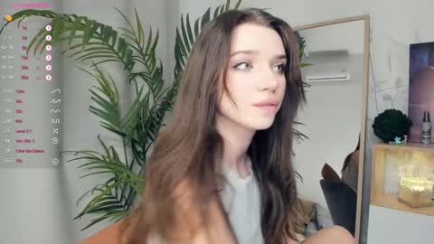 Naomi online show from February 17, 2025, 8:26 pm