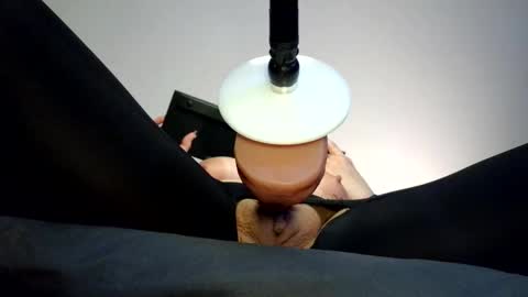 Daisy Wylde online show from November 17, 2025, 2:01 pm