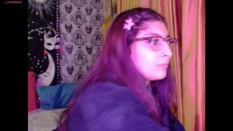    --  -- help me reach 100 hands up  online show from November 27, 2025, 3:08 am