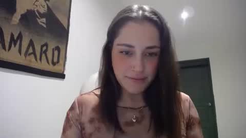 IG  dakotasofiaa online show from February 1, 2026, 12:53 am