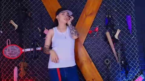 dakota_bdsm online show from June 4, 2026, 5:02 am