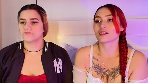 Dakota-Megan online show from October 17, 2025, 2:52 pm