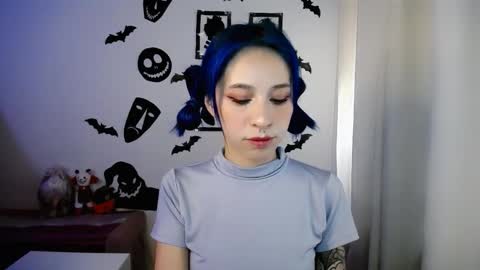 Maca online show from October 13, 2025, 2:39 pm