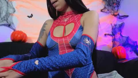 Dakota online show from October 10, 2025, 11:31 am