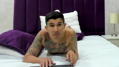 Im Dalas  online show from November 22, 2025, 12:48 pm