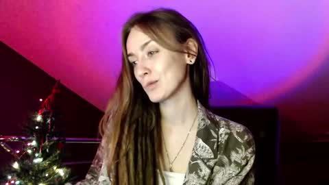 Dalia  online show from January 3, 2025, 1:25 pm