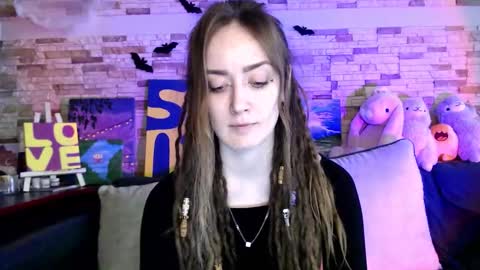 Dalia  online show from November 4, 2025, 9:30 am