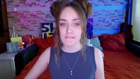 Dalia  online show from April 30, 2026, 10:43 am