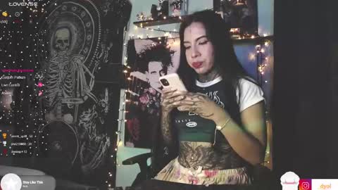 dalia_vorhees online show from January 6, 2025, 5:52 am