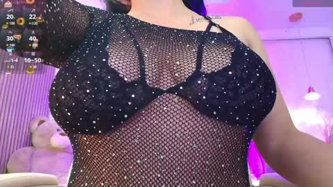 Daliia    online show from January 14, 2025, 12:45 pm