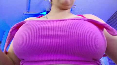 Daliia    online show from November 28, 2025, 1:14 pm