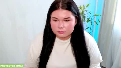 Dalila online show from March 14, 2026, 10:42 am