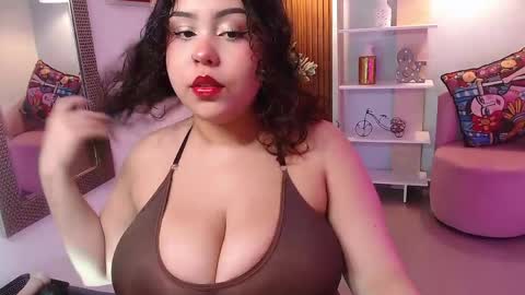 Snapshot of dalila_sky chatting on May 14, 2026, 6:47 pm Dalila online show from May 14, 2026, 6:47 pm