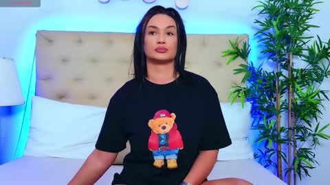 daliyaa_ online show from September 18, 2025, 12:07 pm