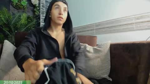 Dallen Grant online show from October 31, 2025, 12:17 pm