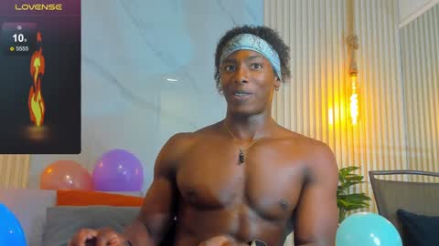 Snapshot of dalton_asher chatting on December 17, 2024, 8:12 am dalton_asher online show from December 17, 2024, 8:12 am