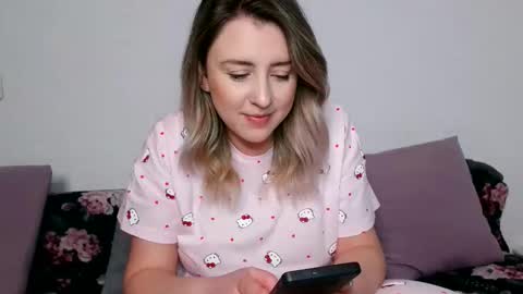 Snapshot of dalyana22 chatting on March 1, 2026, 9:50 pm Maria online show from March 1, 2026, 9:50 pm