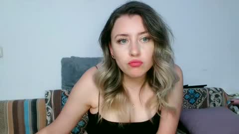 Snapshot of dalyana22 chatting on June 13, 2026, 9:24 pm Maria online show from June 13, 2026, 9:24 pm